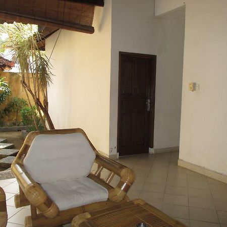 Yuli Bungalows Кута Екстер'єр фото