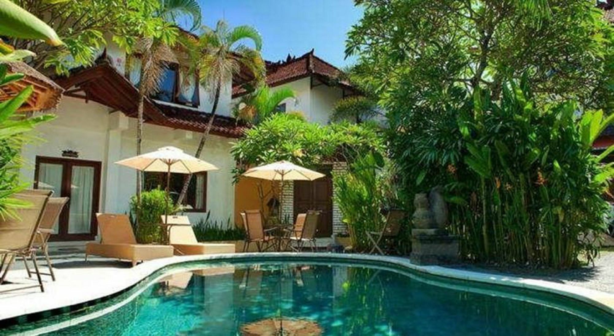 Yuli Bungalows Кута Екстер'єр фото